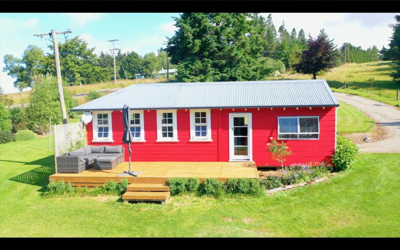 مبيت وإفطار أومارا Little Red School House المظهر الخارجي الصورة